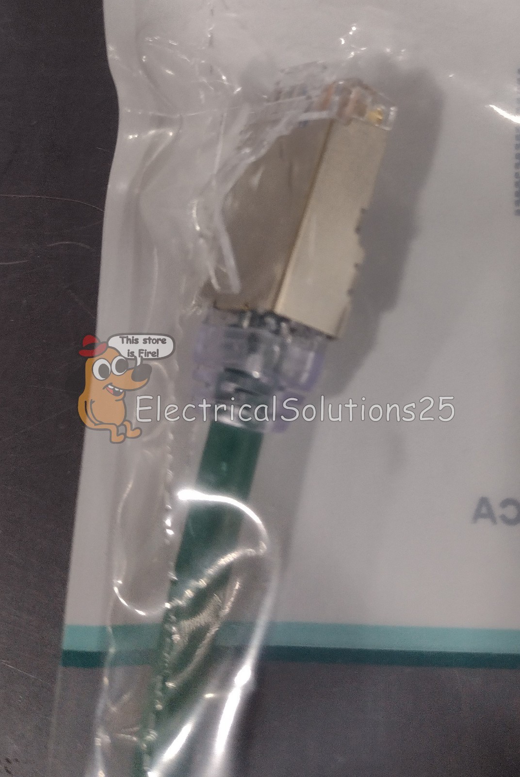New Panduit STP28X0.5MGR Cat6A Shielded Patch Cord 0.5m Green – Free Shipping