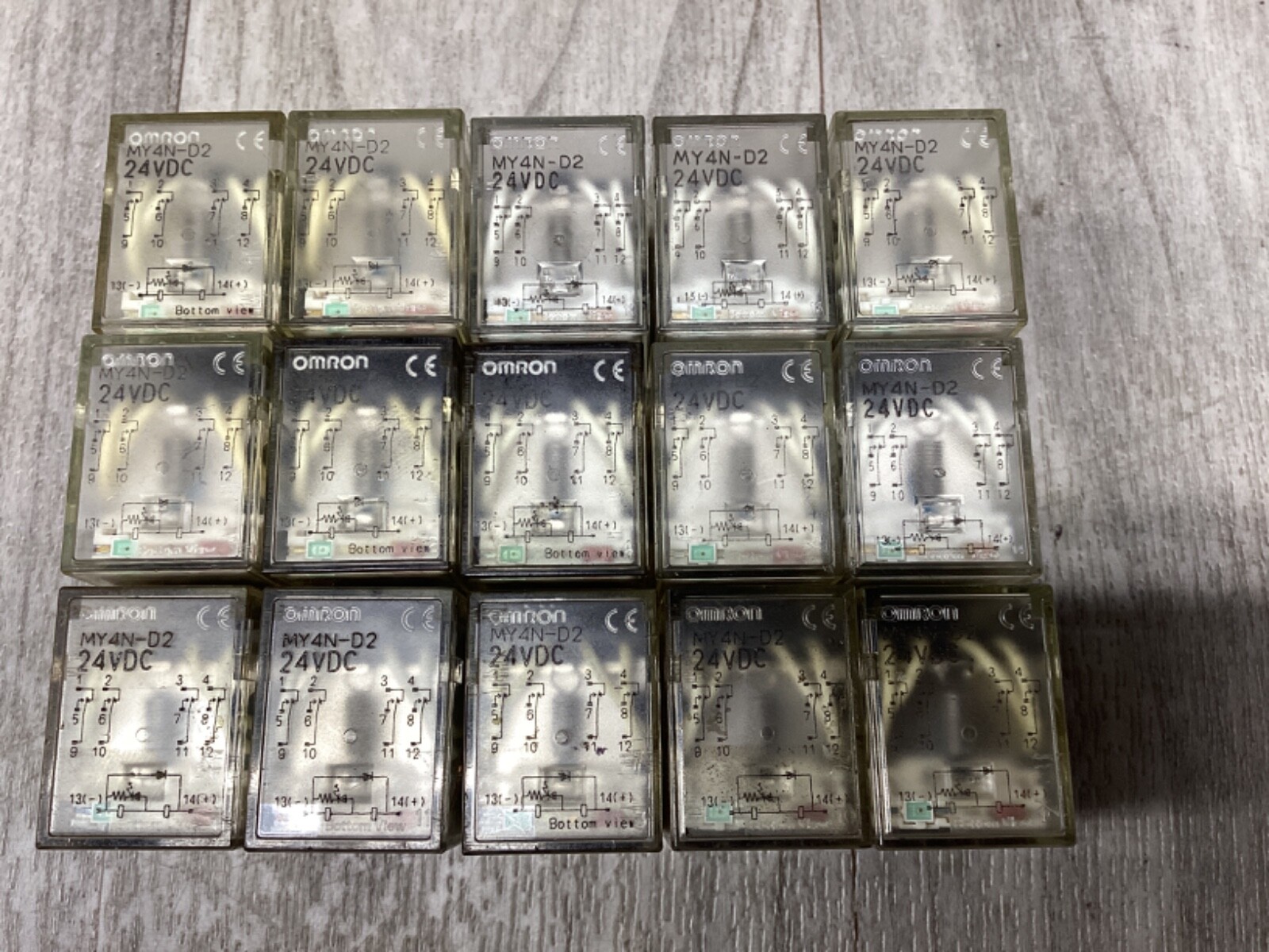Lot Of 15 Omron MY4N-D2 Relay 14 Pin 24VDC #18F56