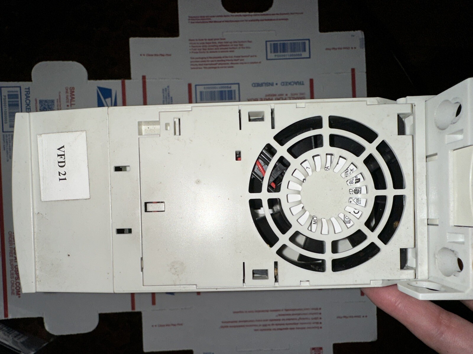 ABB ACS320-03U-02A4-4 DAIKIN VFD INVERTER DRIVE