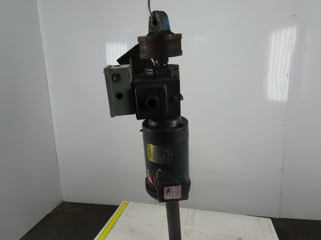 Joyce Dayton 10 Ton 36″ Machine Comdrive Screw Jack W/ 575V 3Ph Motor & Limit