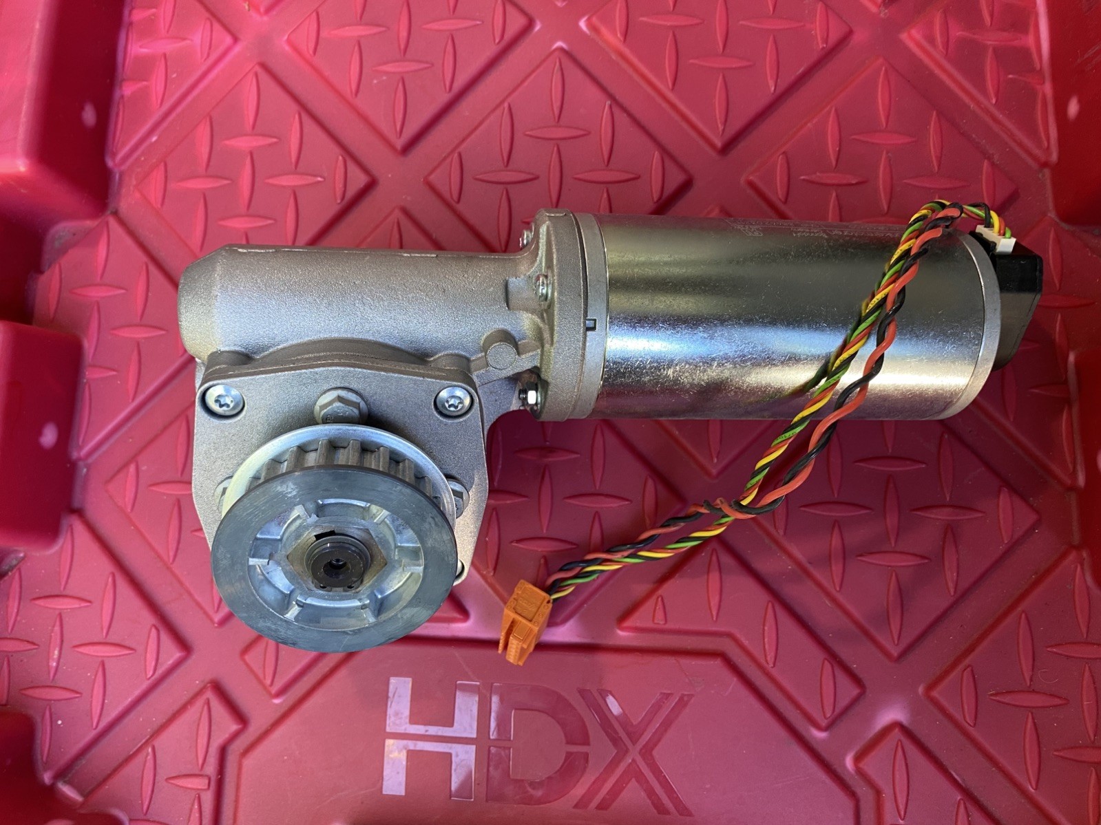 NEW Otis AT400 Elevator Door Motor Left Handed new old stock 211 gen2 g2s