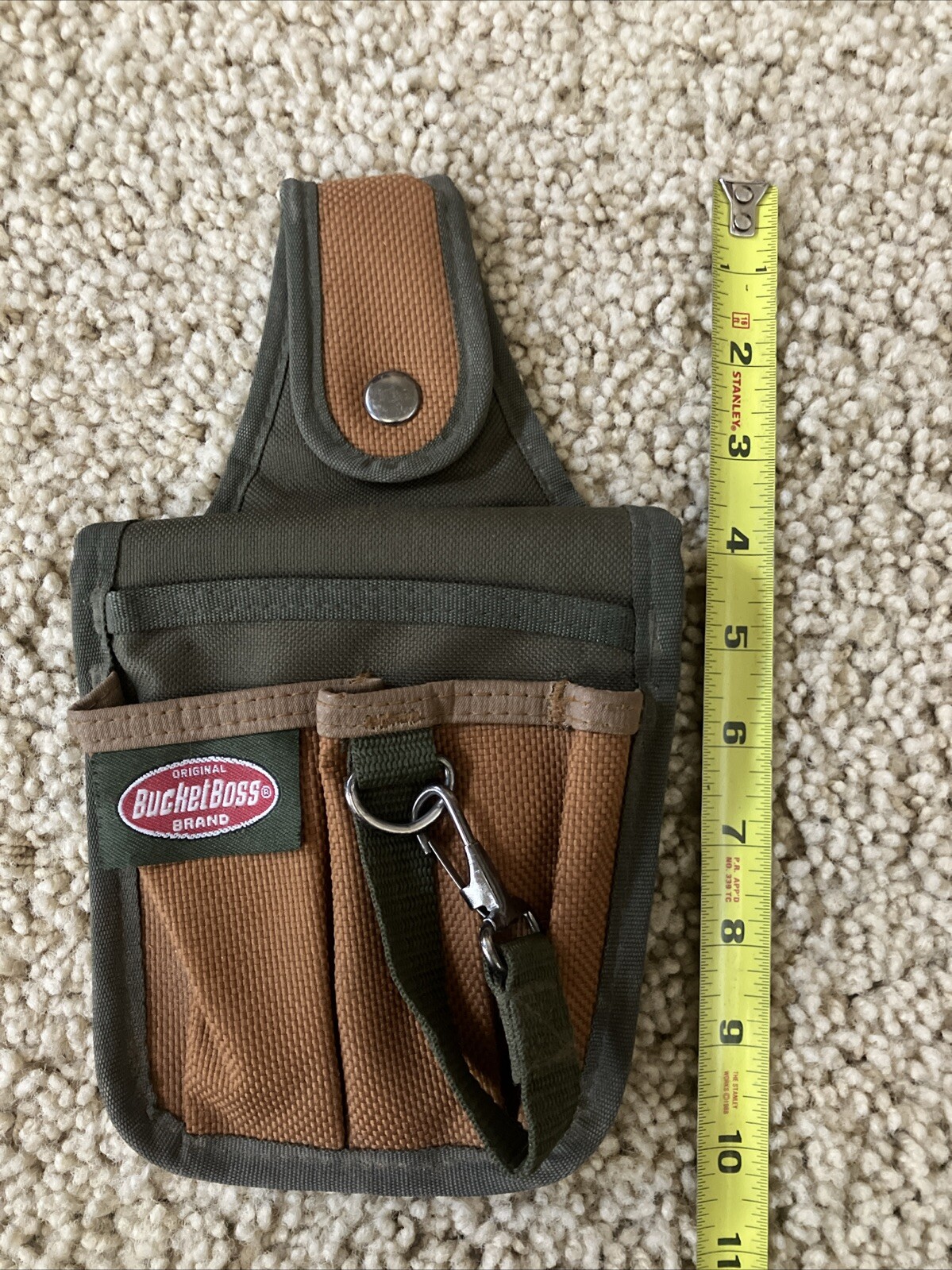 Bucket Boss Tool Pouch: 5 Pockets, Belt Loop, Key Chain Hook Brown/Green