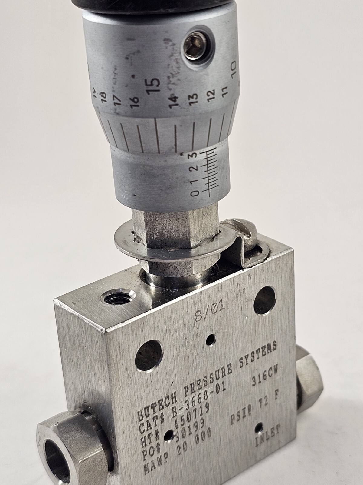 BUTECH PRESSURE NEEDLE VALVE CAT# B-3668-01 20,000 PSI / 316CW .
