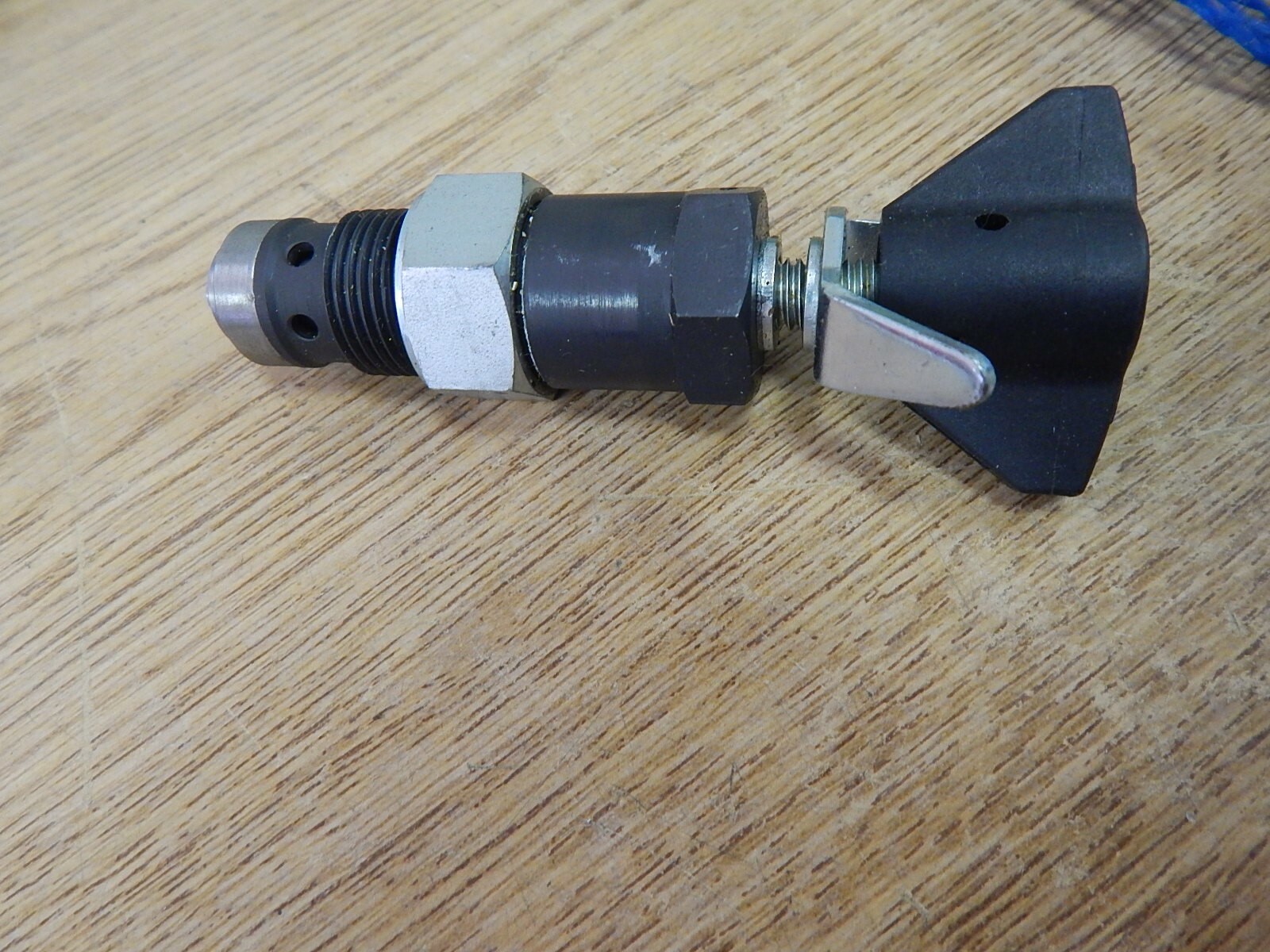 NEW Hawe CSU2CR F23703 Hydraulic Valve *FREE SHIPPING*