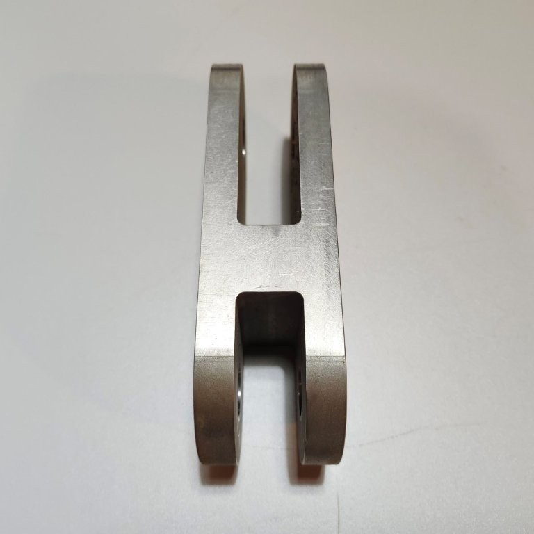 Stainless Steel Machine Connecting Links 6-3/4″ Long x 2-5/8″ Wide x 1-7/8 High