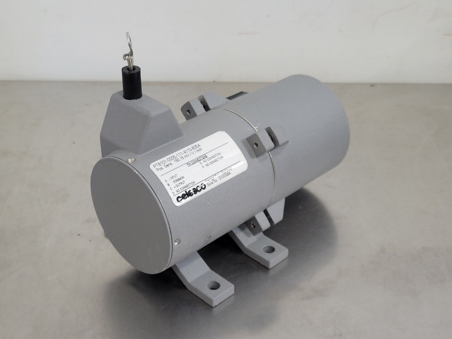 SURPLUS NEW CELESCO PT8101-0005-111-4110-8354 Position Transducer –