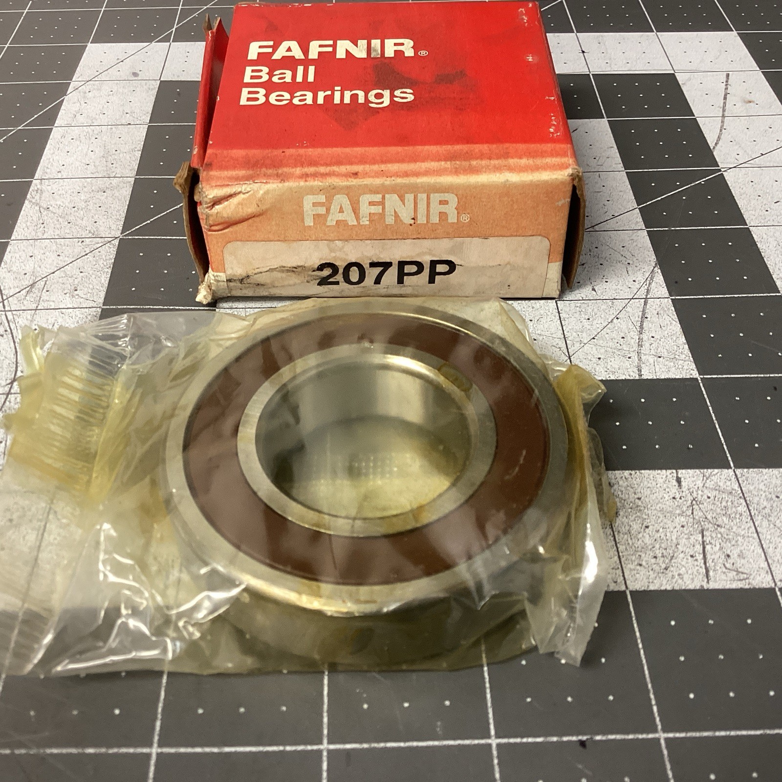 FAFNIR 207PP BALL BEARINGS LOT OF 6 (LBB27J)