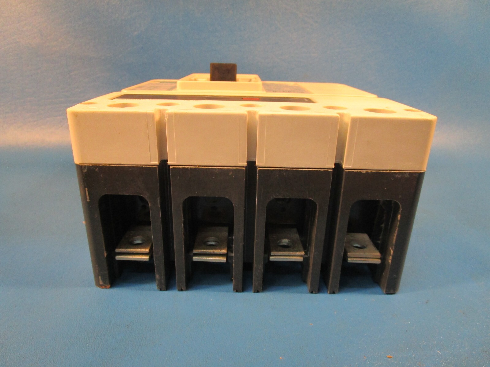 Eaton CKDPV4175W, Molded Case Breakers (MCCBs) K 4P 175A 1000V 50/60Hz 3Ph K Fra