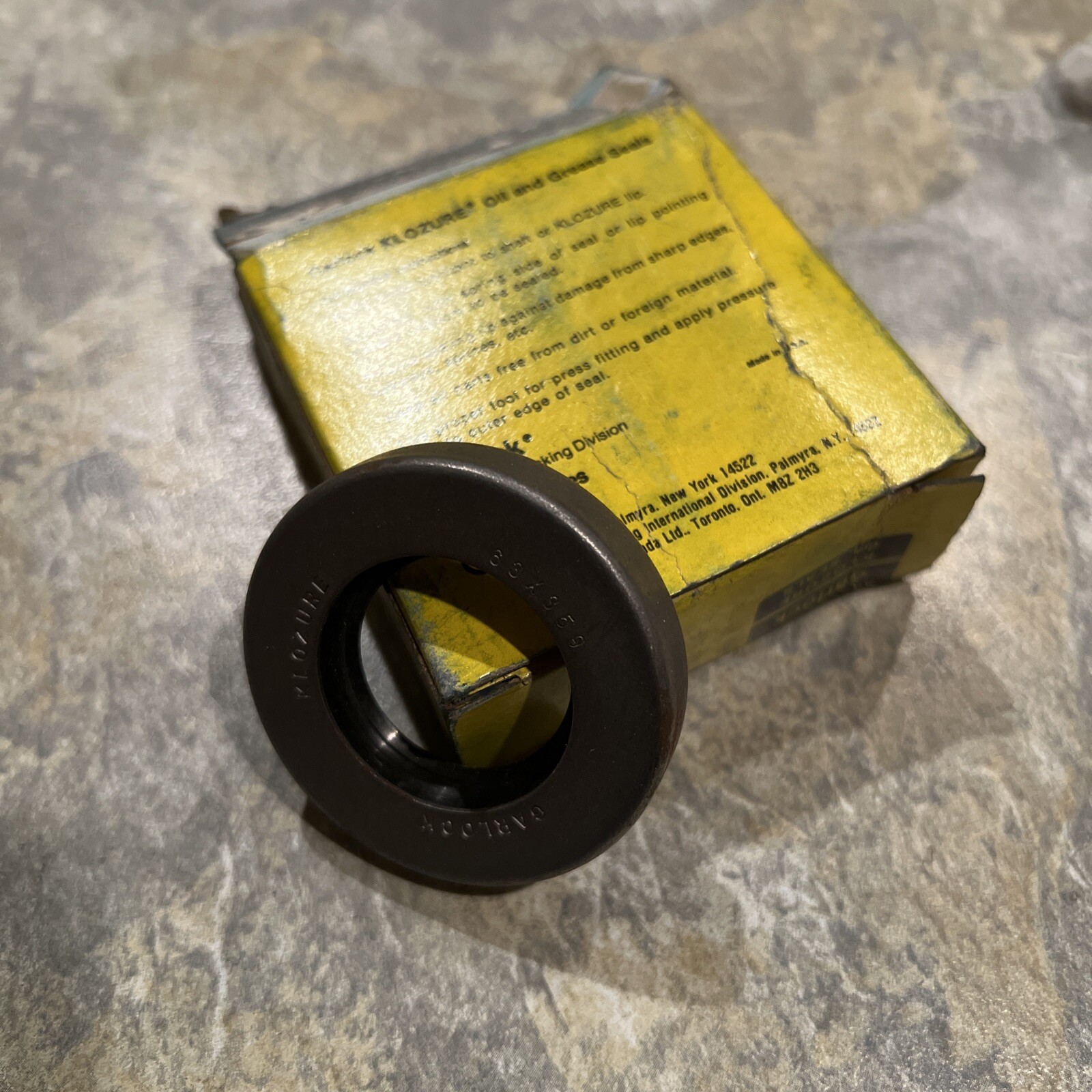 Garlock Klozure 63X 0359 Oil Seal 1.125″ X 2.00″ X 0.375″ Nos , Free Shipping !