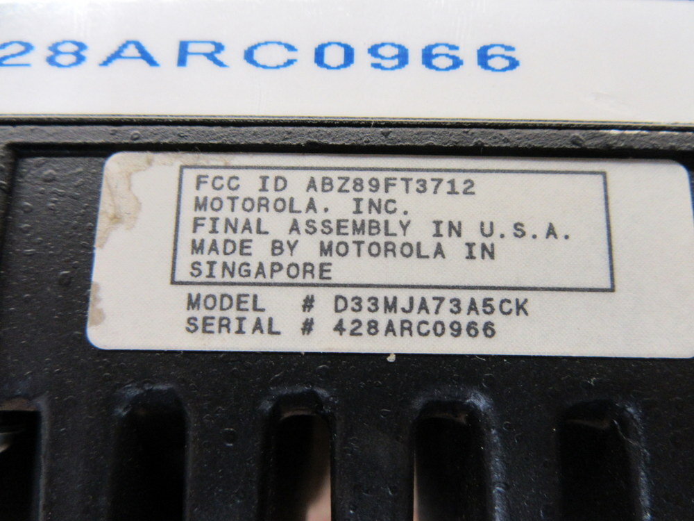 Motorola D33MJA73A5CK Max Trac 100 2 Way Radio