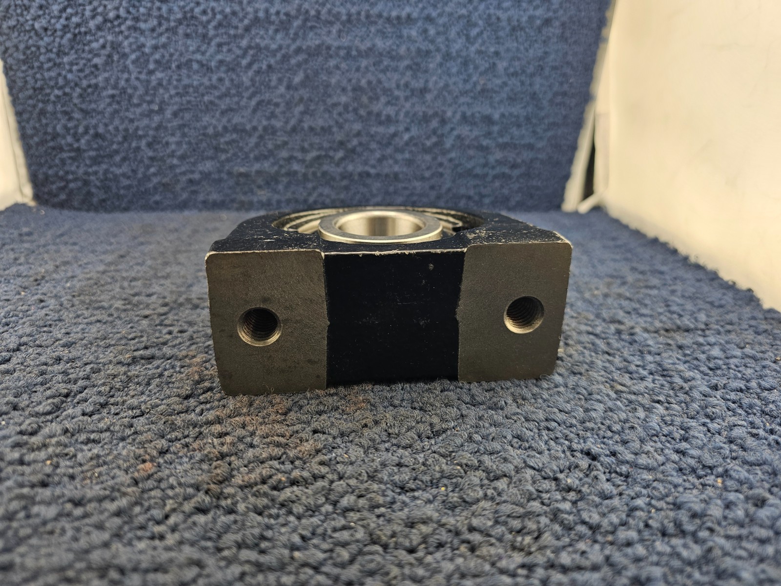 PEER PAS 204 PILLOW BLOCK w/ UC207-20M-A INSERT