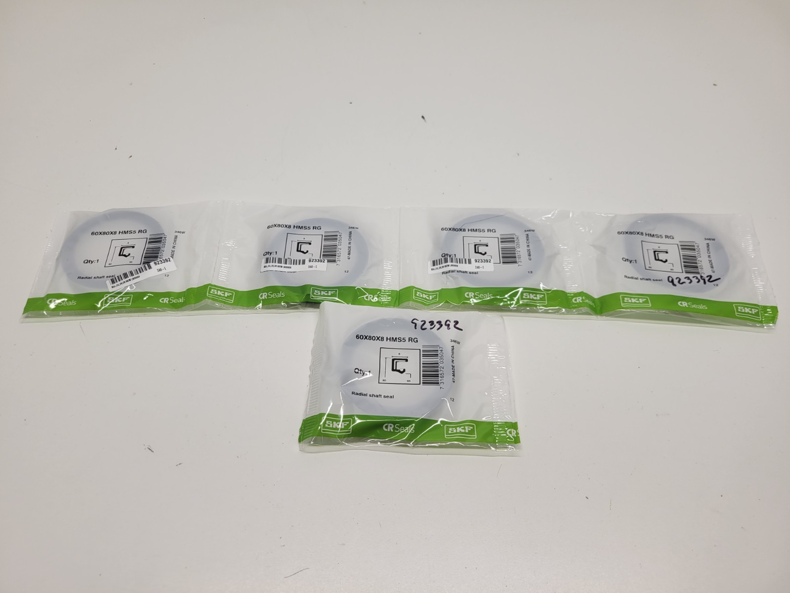 LOT OF (5) NEW OLD STOCK! CHICAGO RAWHIDE RADIAL SHAFT SEALS 60X80X8-HMS5-RG