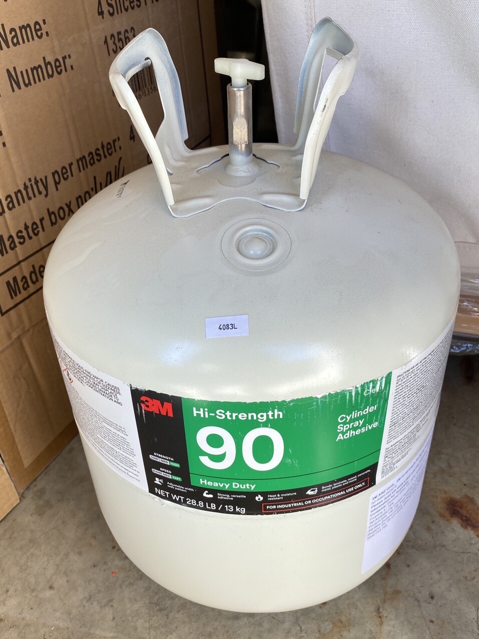 3M 90 Hi-Strength 90 Spray Adhesive – Low VOC 25% – Clear – 28.8 lb tank