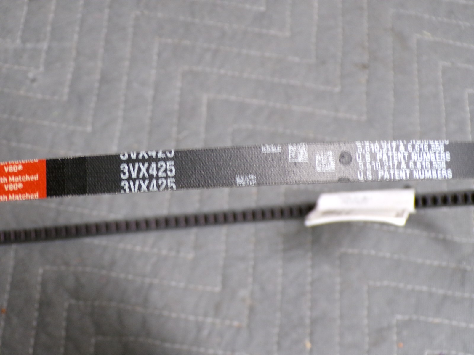 Gates 3VX425 Belt *NOS*