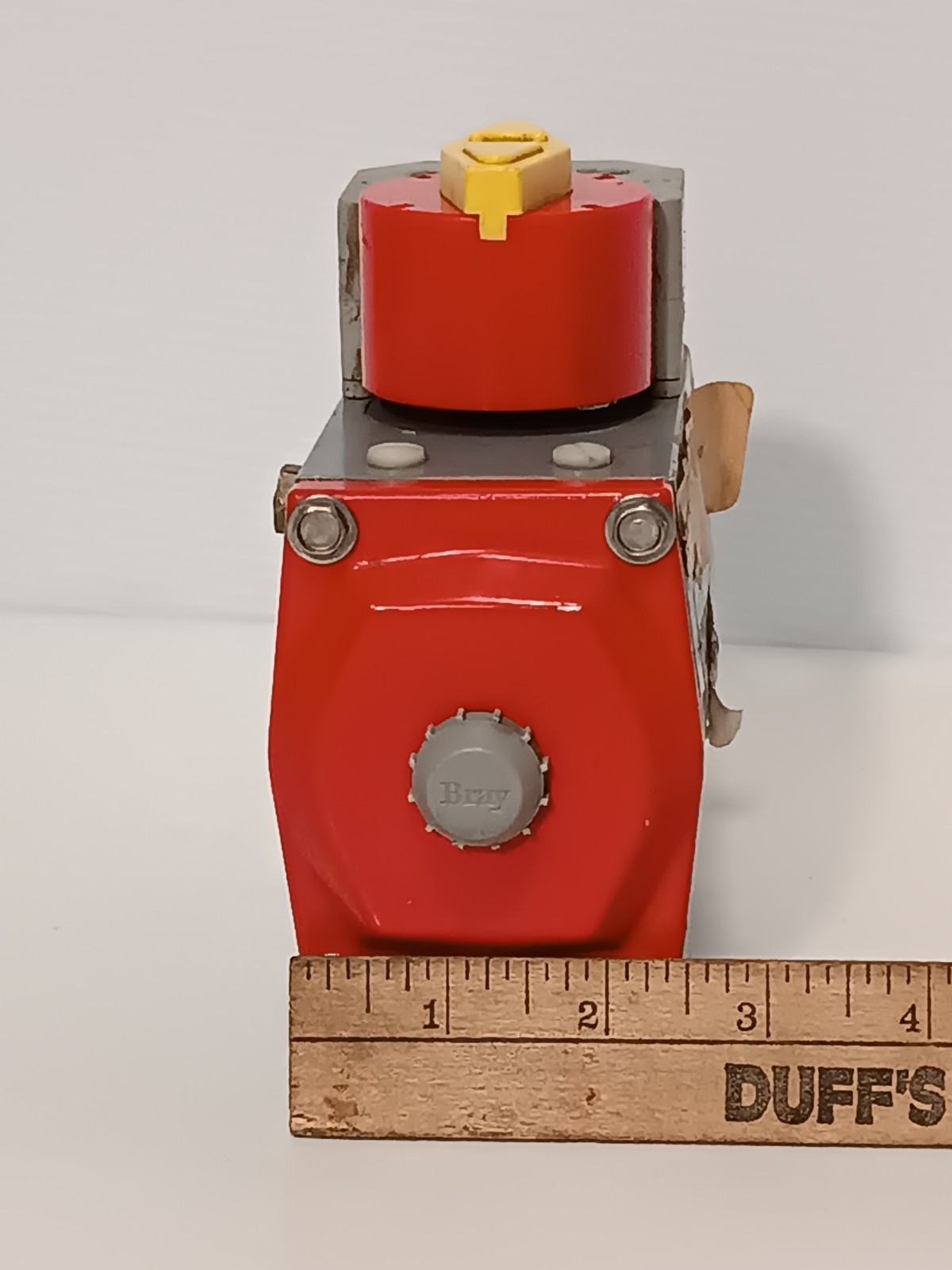 Bray 90-0500-73301-533 Series 92/93 Pneumatic Actuator w 52-0004-71104-536 Prox