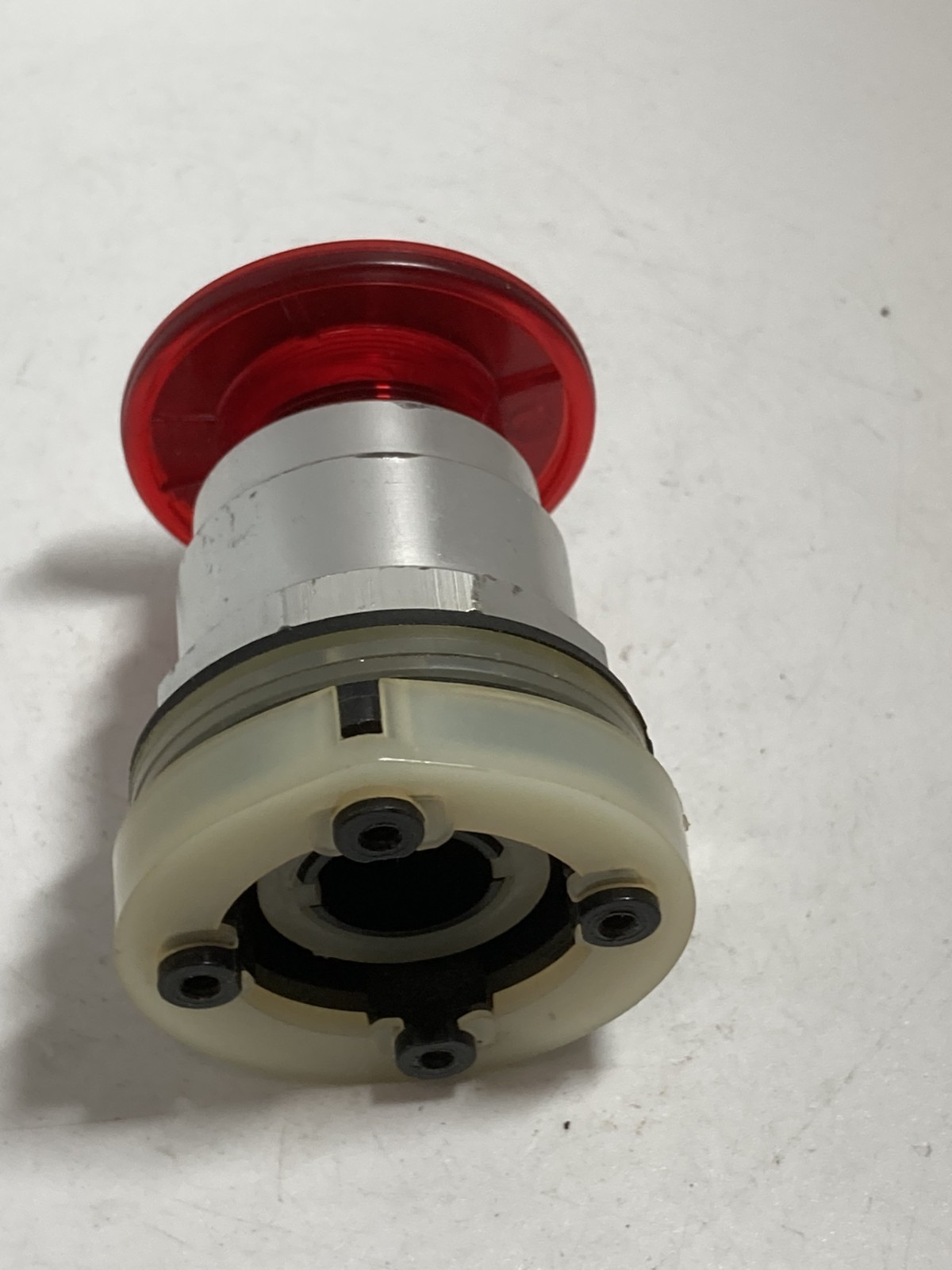 SQUARE D 9001-KR8R PUSHBUTTON OPERATOR RED ILL PUSH PULL NNB