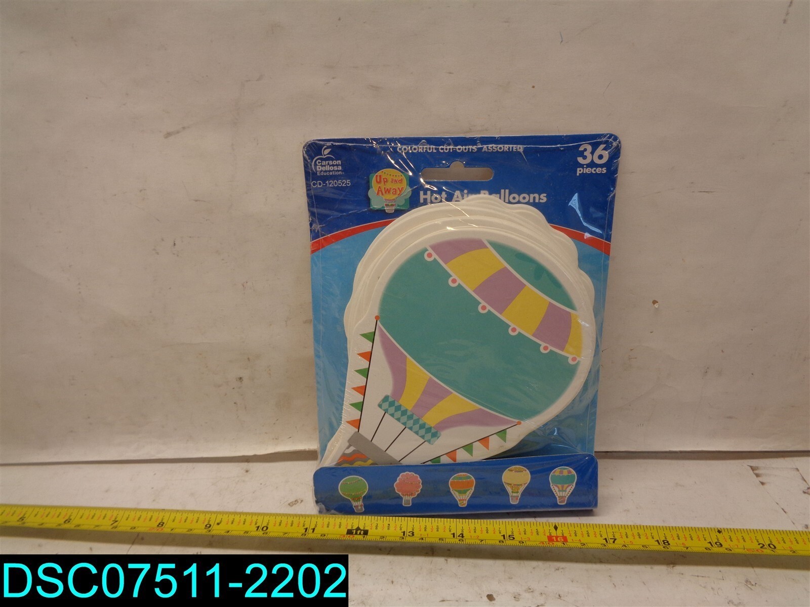 Carson Dellosa Up & Away Hot Air Balloons Colorful CutOuts Classroom044222255183