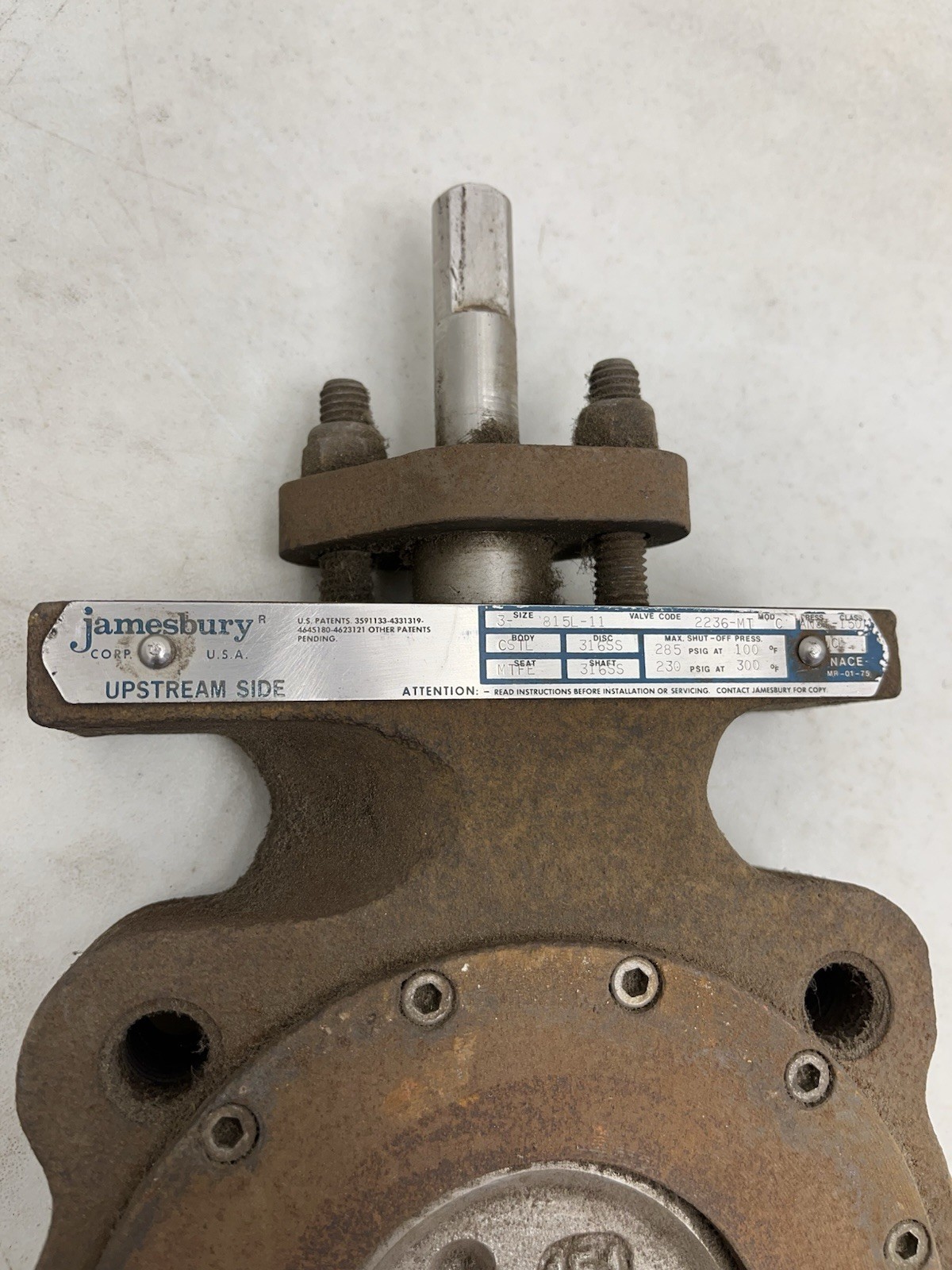 Jamesbury 3″ 815L-11 Carbon Steel Body SS Disk and Shaft Wafer Sphere Butterfly