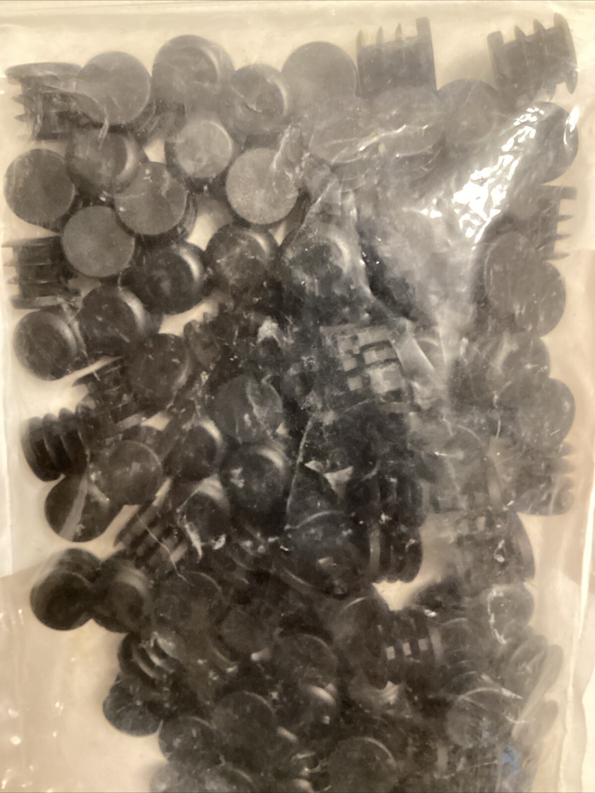 QTY 100 Pack Plastic Plug Fits 5/8″ OD Tube 9283K11 C7