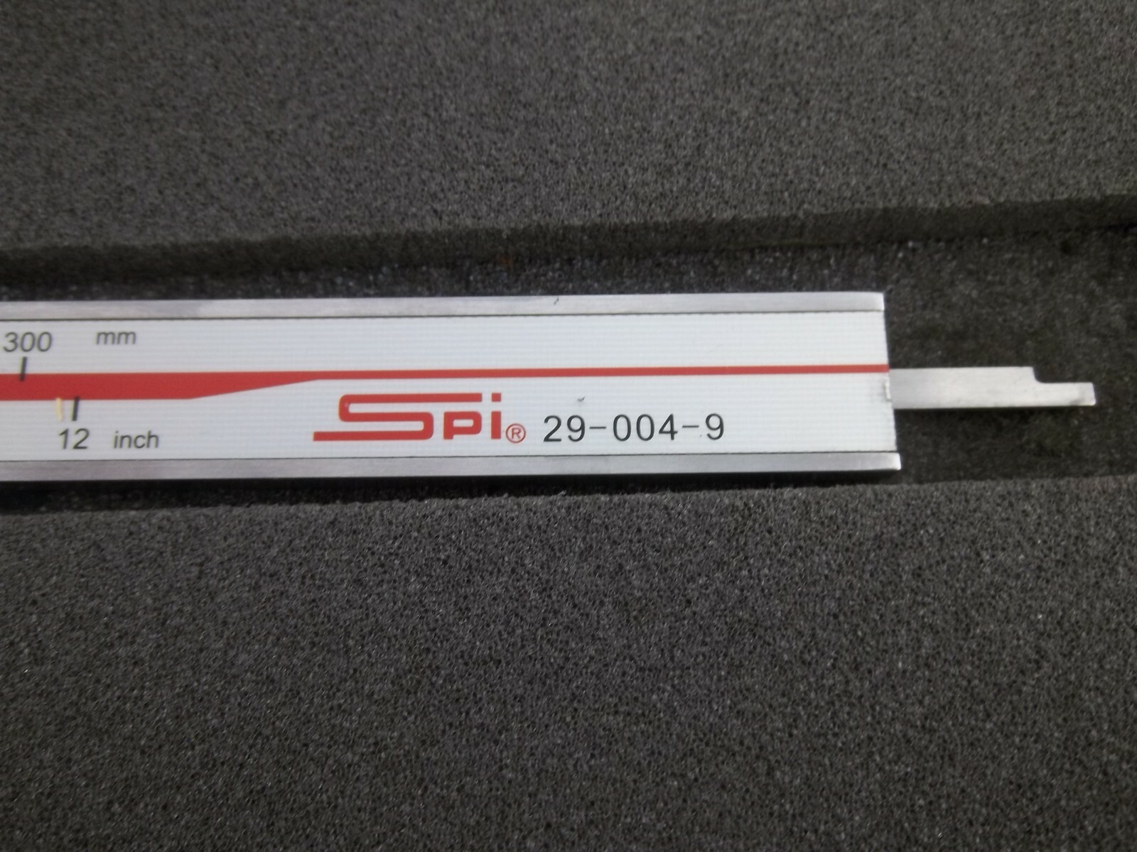 SPI 29-004-9 0 to 12″ Range 0.0005″ Resolution, IP54 Electronic Caliper