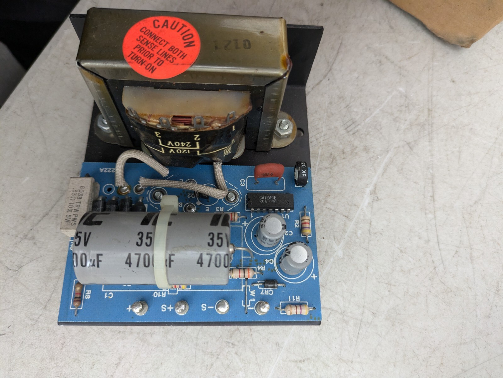 Elpac Power Systems 15V / 1.2A Power Supply, OLV 15-15 N/OVP