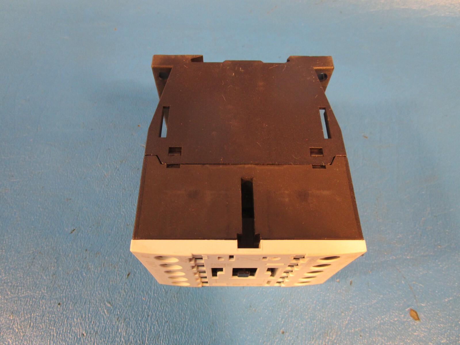 Eaton XTRE10B22WD, Contactor Relay 48V 50/60Hz 2NO 2NC, DILA-22, Cutler Hammer