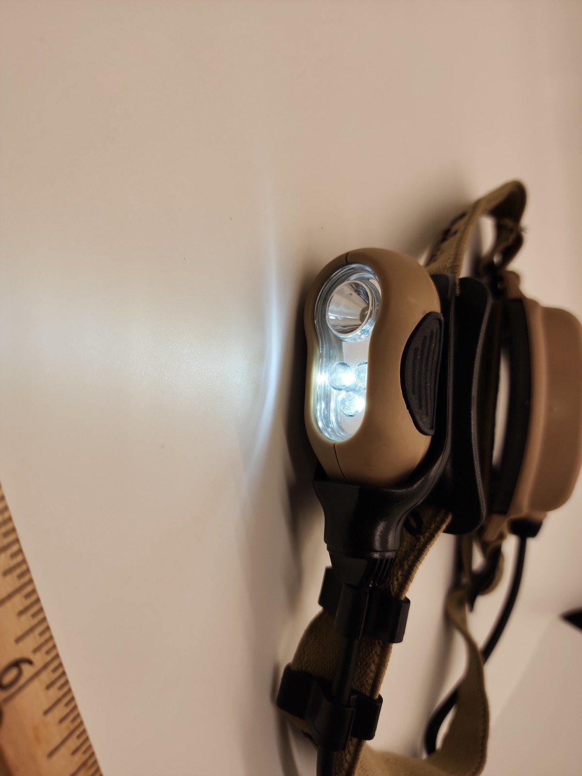 Cabela’s By Princeton Tec LED Headlamp 450 Lumens AAA Batteries Tan Works