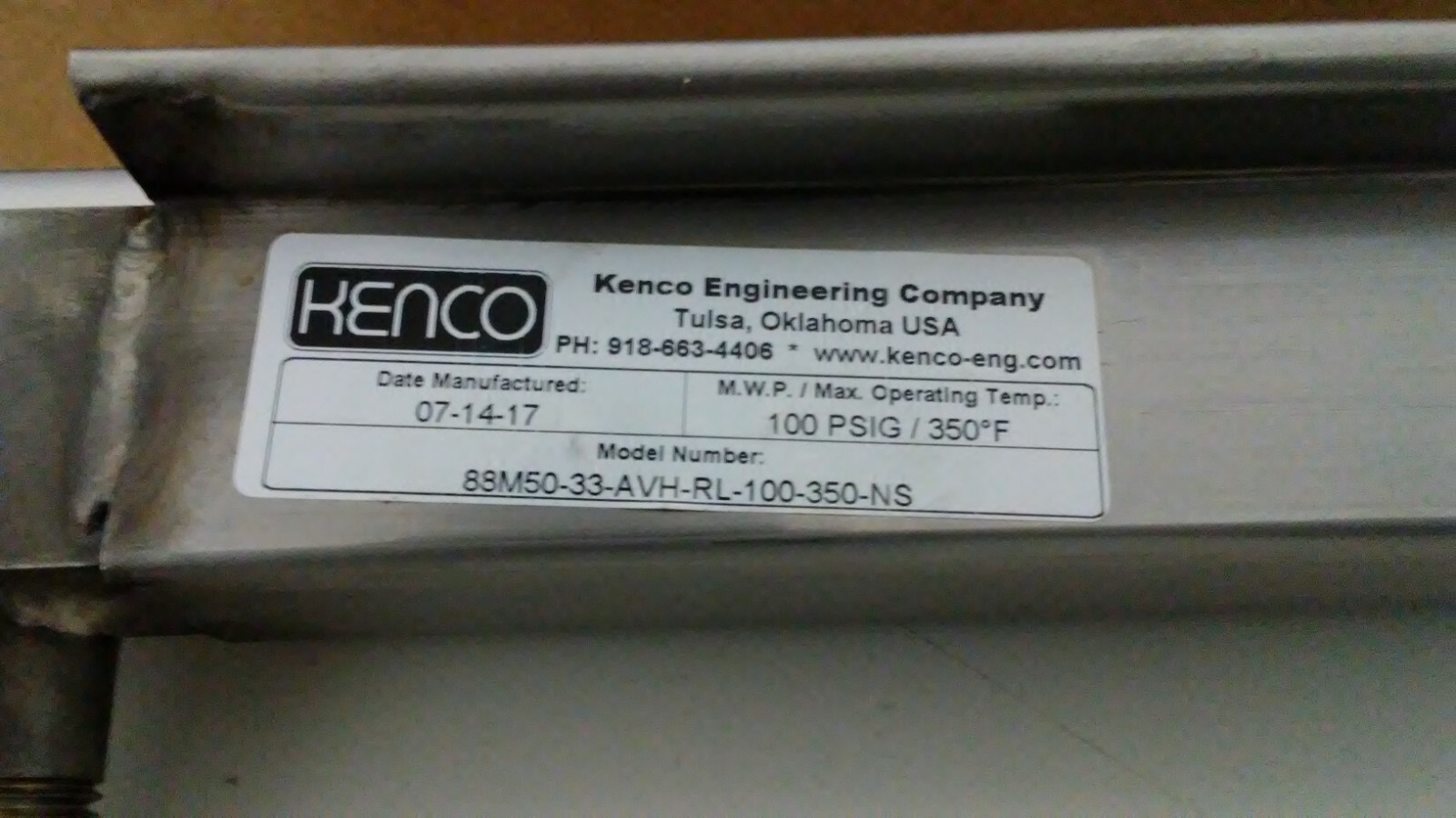 NIB! KENCO 100-PSIG 0-31″ AMBIENT FLOW METER GAUGE 88M50-33-AVH-RL-100-350-NS