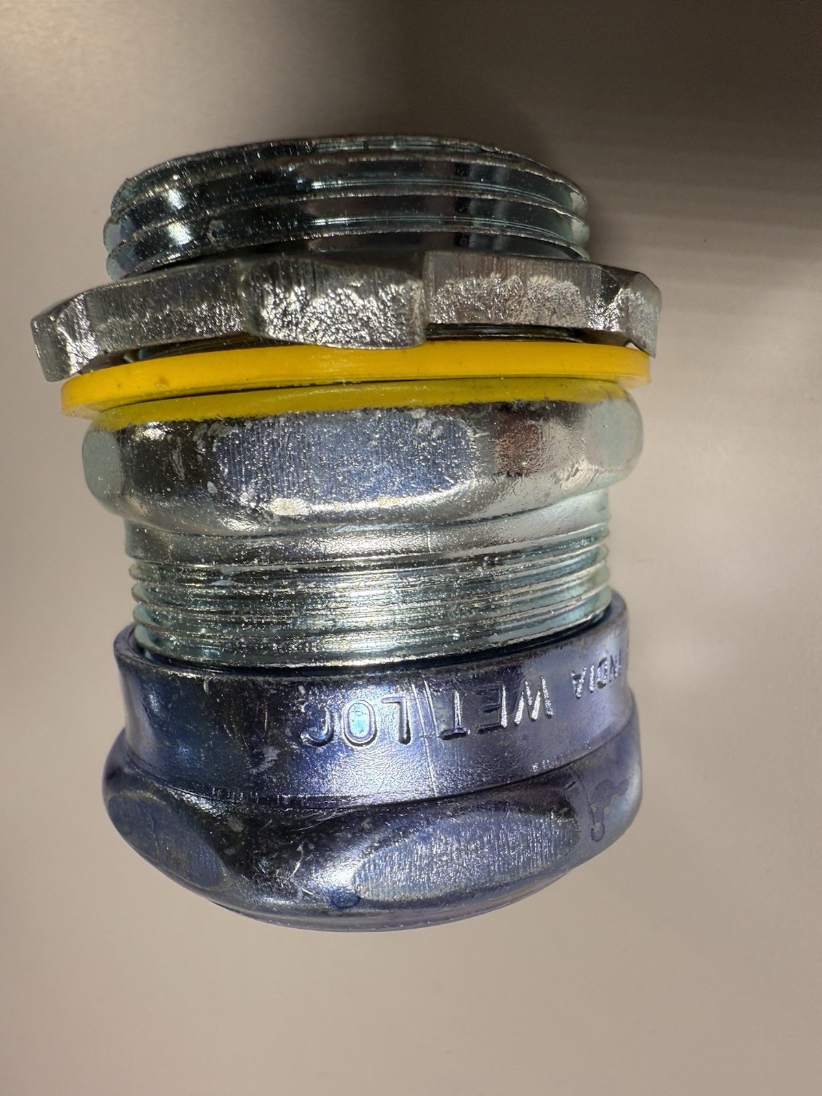 SET OF 6 RACO 1-1/4” Liquidtight Straight Connector with Locknut & Sealing Ring