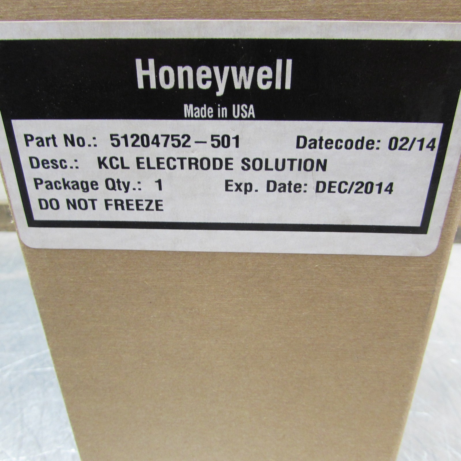 NEW! Honeywell HPW7000-01-036-00-00, High Purity pH Flow Measurement Chamber,NIB