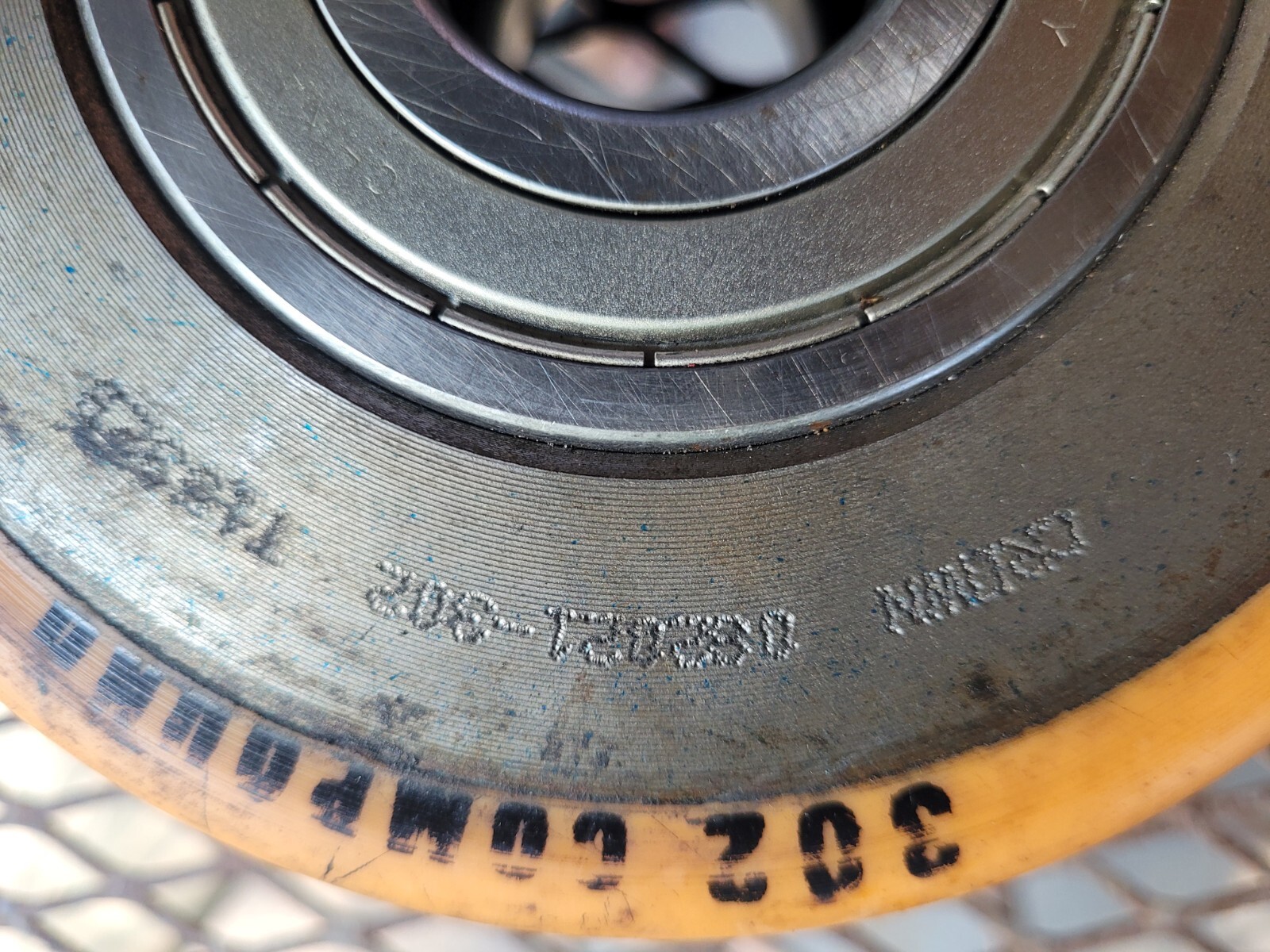 CROWN FORKLIFT WHEEL 302 COMPOUND ORANGE INTEGRITY PARTS SYSTEM