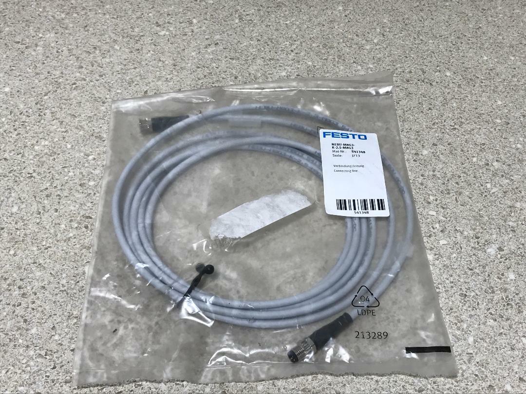Festo NEBU-M8G3-K-2.5-M8G3 NEW