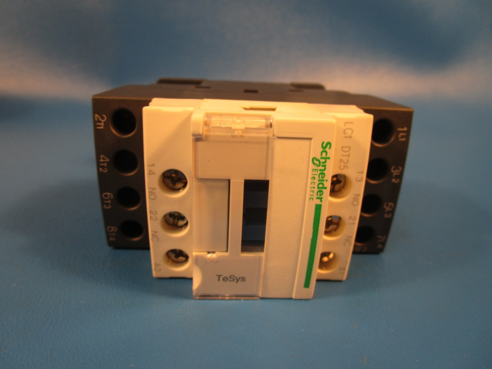 SCHNEIDER LC1DT25F7, Contactor, Non Reversing, 4 pole, 3 phase, 110 Vac @ 50/60
