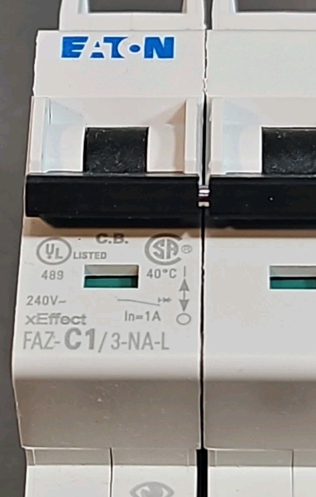 Eaton FAZ-C1/3-NA-L Circuit Breaker 1A 3P 240VAC Loc4C16