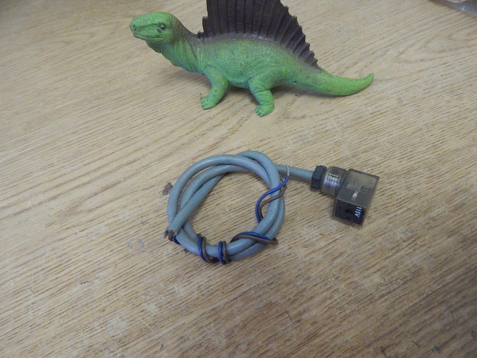 Olflex 810985 Cord V1904 115U Solenoid Connector Cable *FREE SHIPPING*
