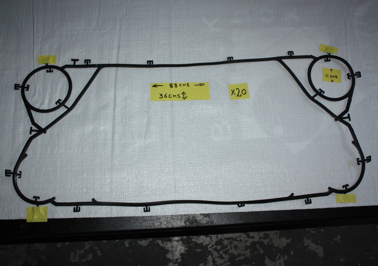 Qty 20 Large Heat exchange gaskets probably alfa laval 83 x 36cm