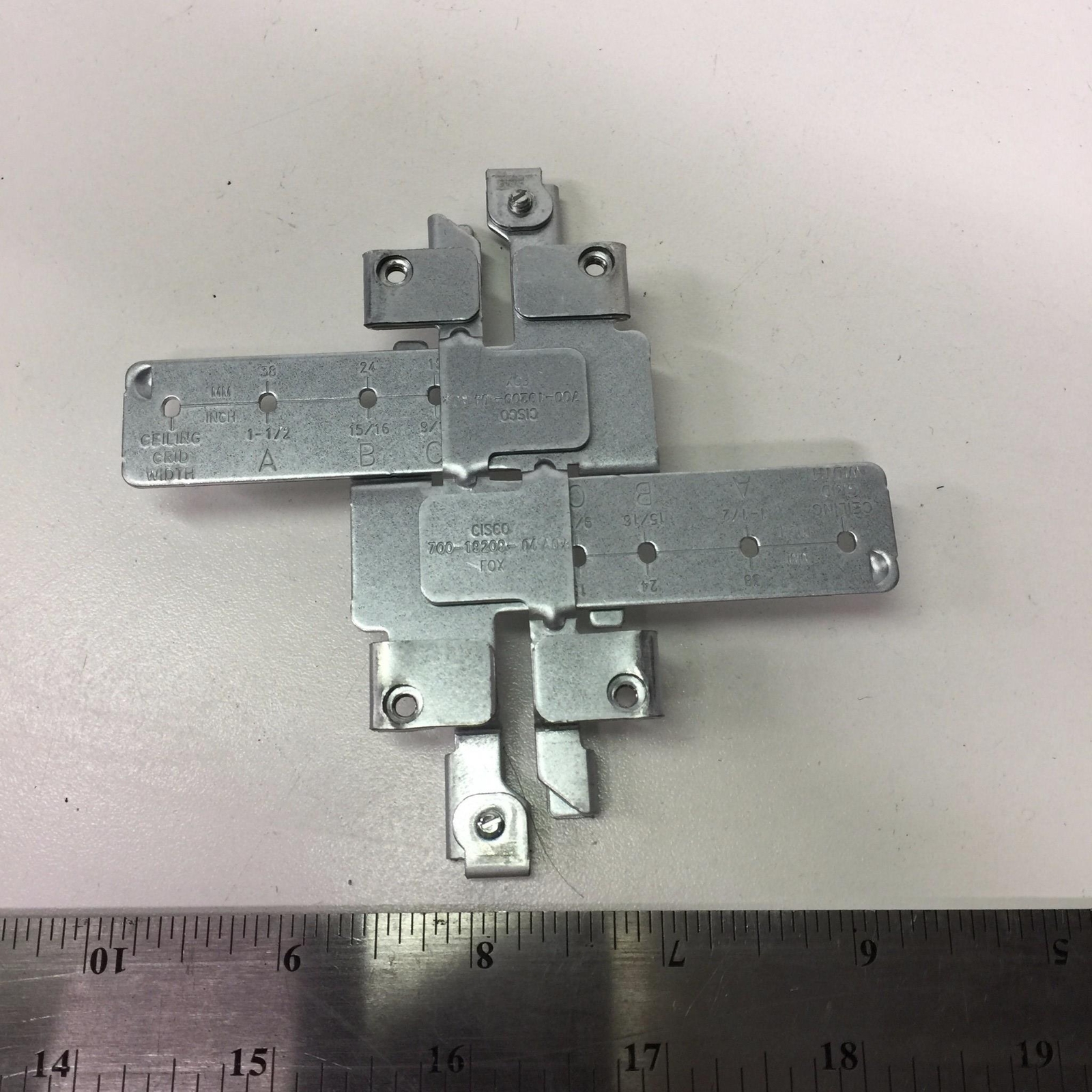 CISCO MOUNTING BRACKET 700-19208-04 A0 (LOT OF 3)