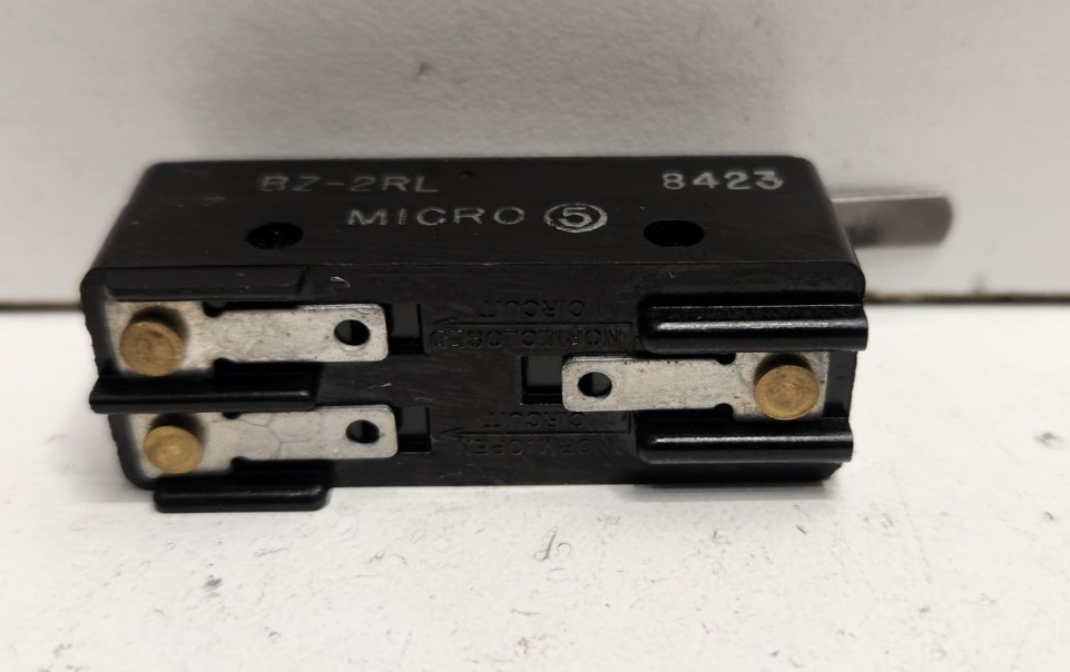 NEW NO BOX! MICRO-SWITCH 15A 480V TOP PIN LEVER LIMIT SWITCH BZ-2RL