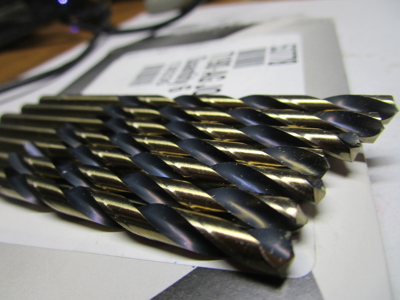 #4 x 3-3/4″ OAL 135° Split Point Black /Gold HSS Round Shank Jobber Drill QTY 7