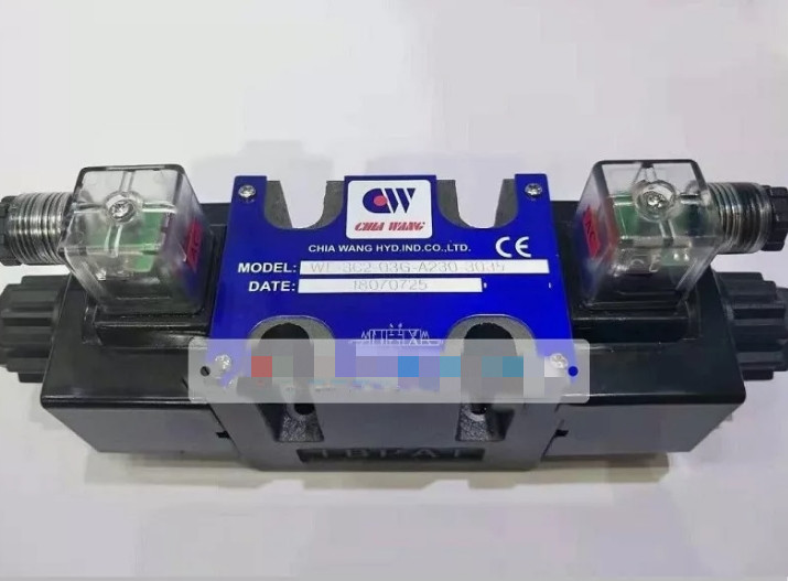 1PCS NEW FIT FOR Hydraulic solenoid valve WE-3C2-03G-A230-3035