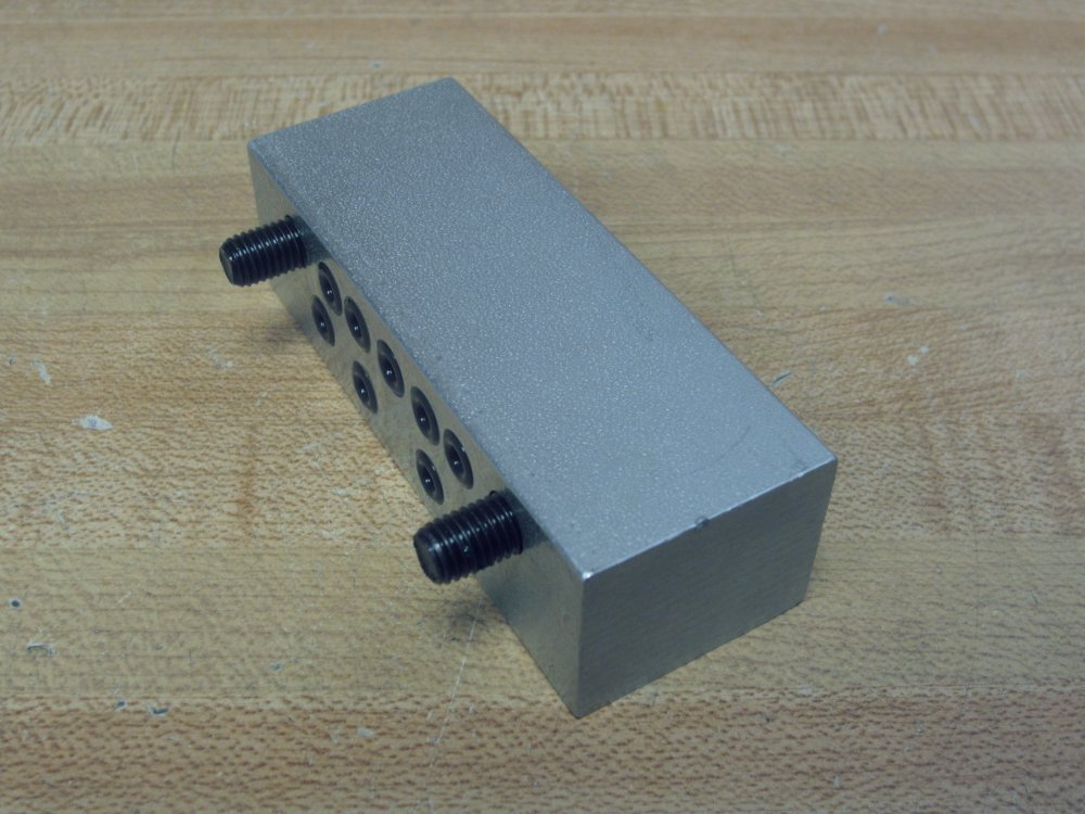 Graco Trabon Lubriquip 562660 Divider Valve BY-PASS Block