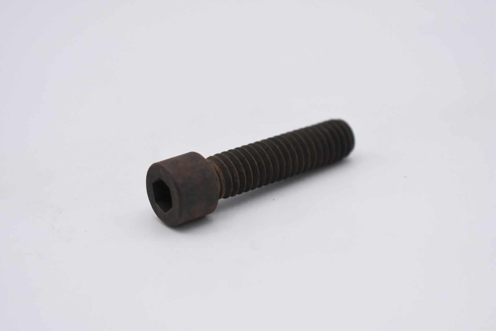 KERR LAKESIDE 31C125KCS SOCKET HEAD CAP SCREW: 5/16″ THREAD SIZE (LOT OF 5)