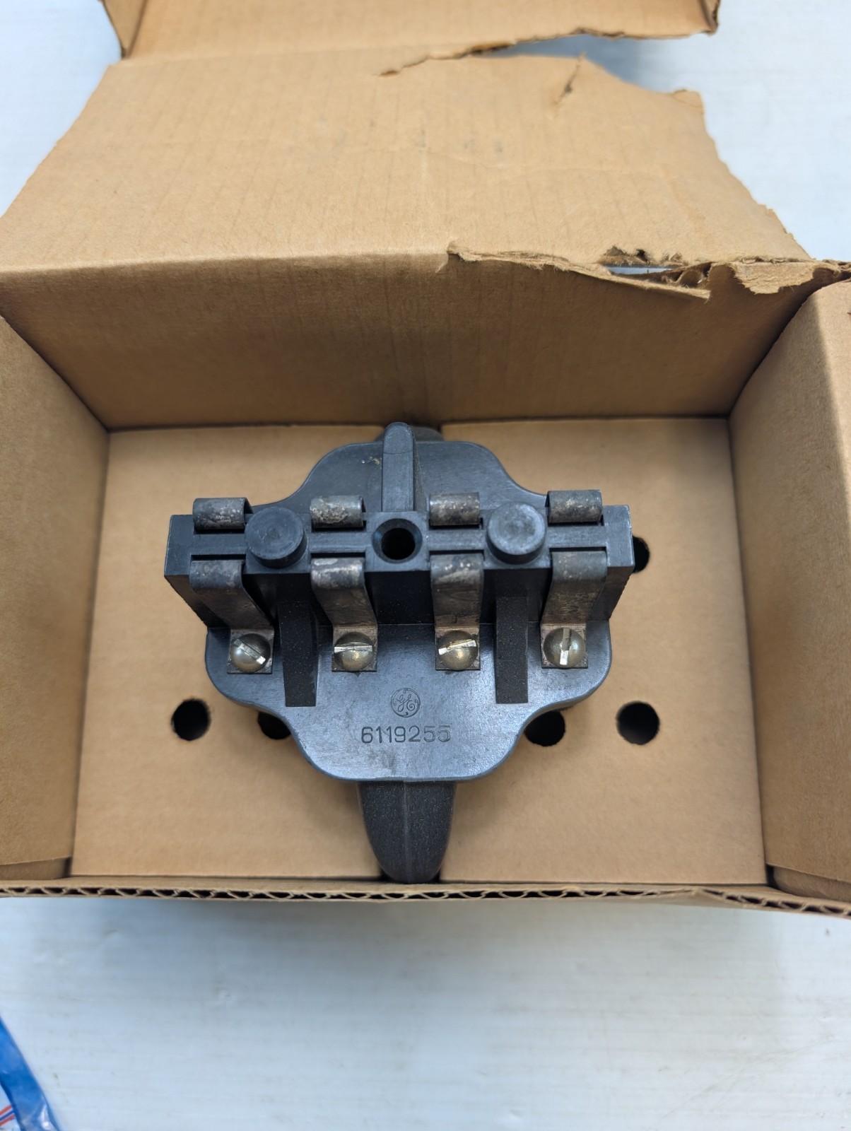 GENERAL ELECTRIC 6129533G1-QC TEST PLUG 4 POLE