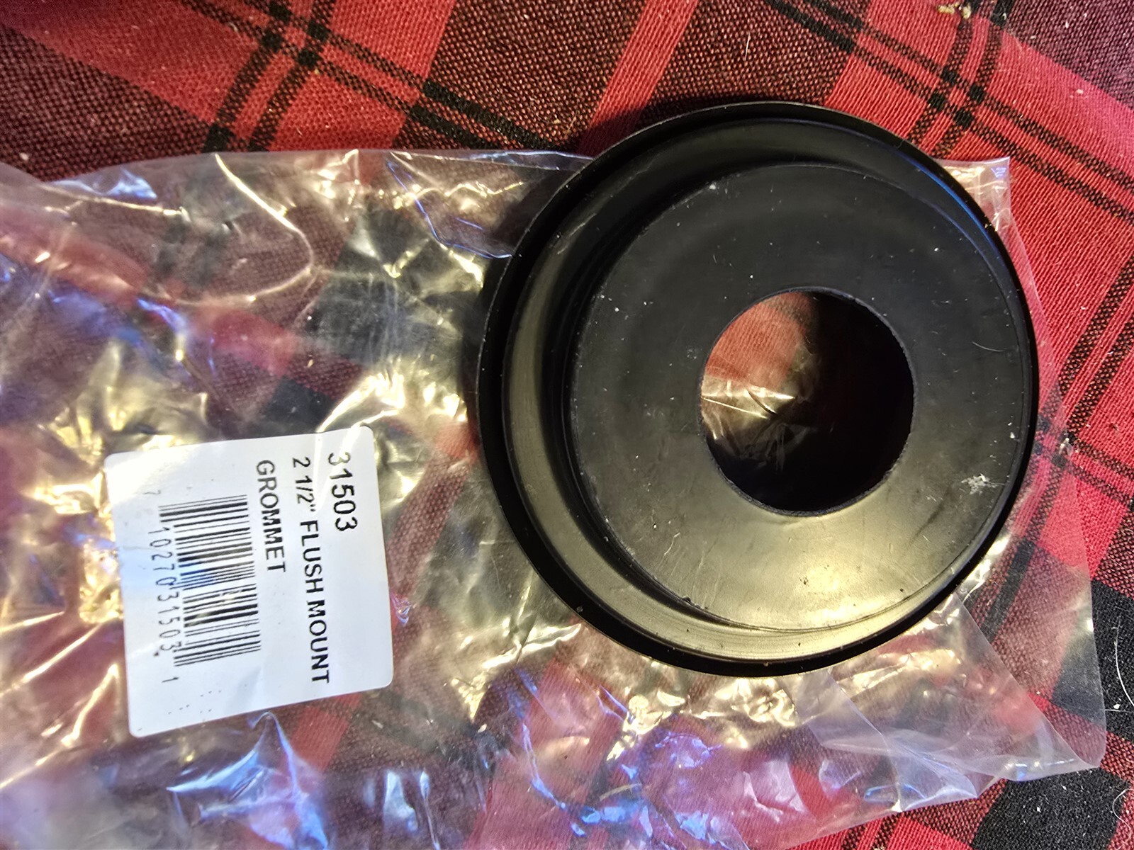 NEW 2-1/2″ Flush Mount Grommet 31503 *FREE SHIPPING*