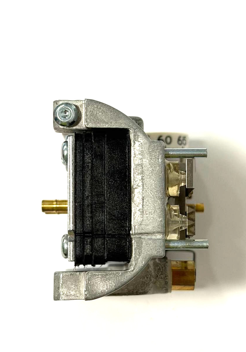 JOHNSON CONTROLS T-4756-201 Pneumatic Thermostat