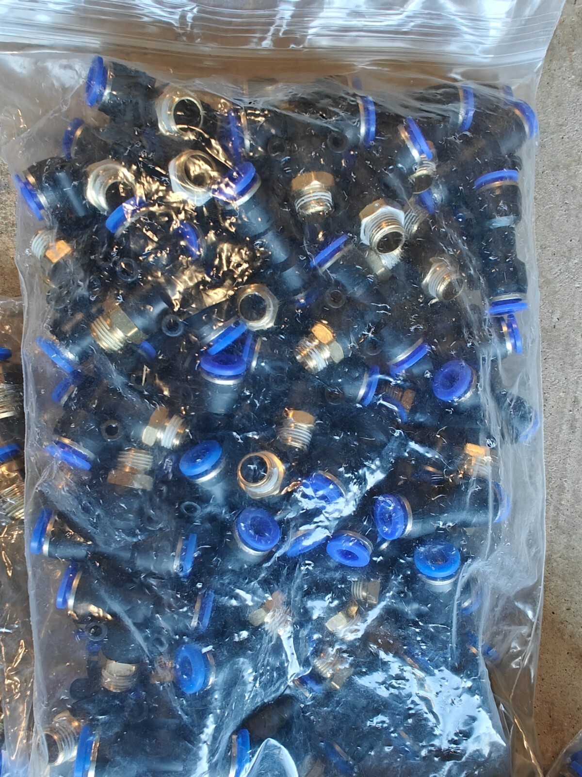 Large Lot of air fittings, sizes 6mm, 8mm, 10 mm Adapters and couplings