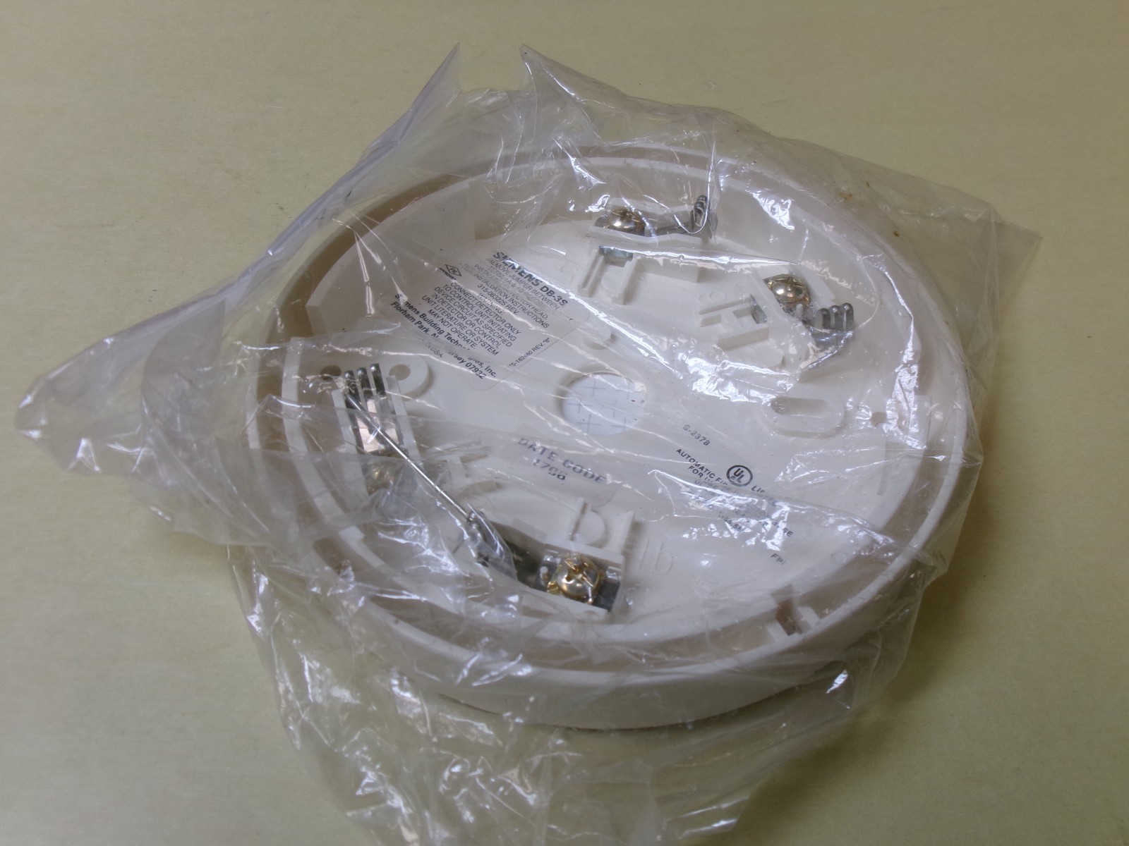 Siemens DB-3S Automatic Fire Detection Base , Lot Of 3