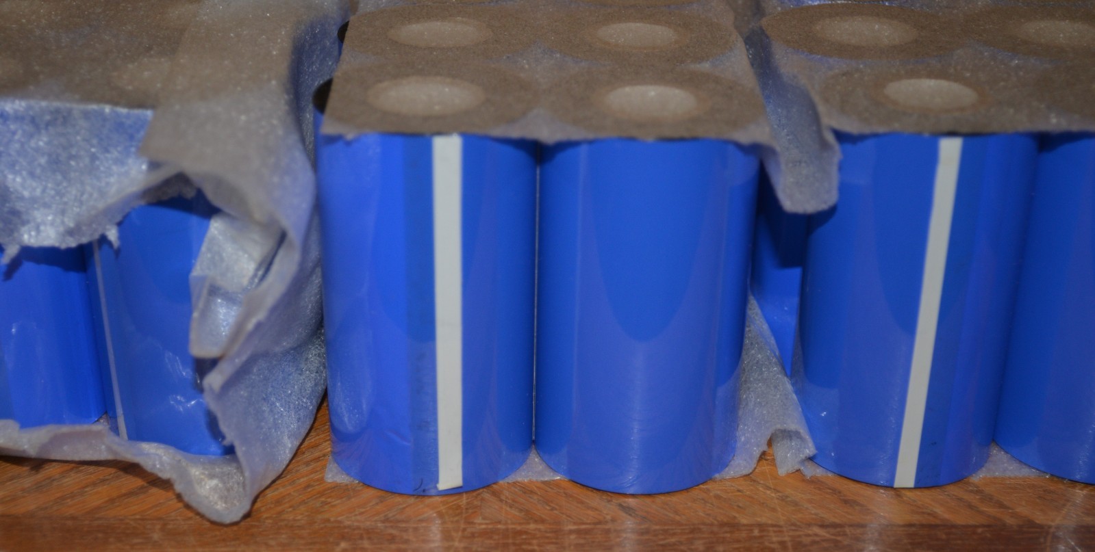 18 rolls 4.33″ x 984′ W90110BOS Wax Ribbon barcode thermal transfer open box