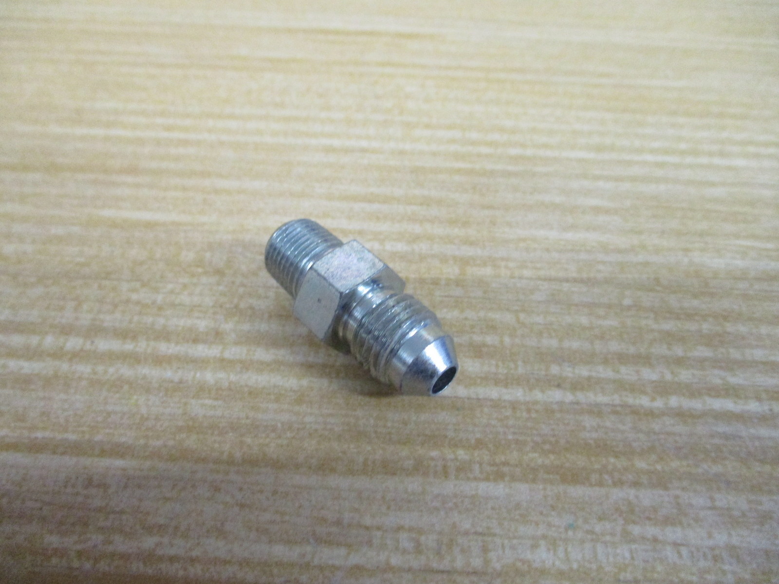 Aeroquip 2021-2-4S 37° Flare Adapter 202124S (Pack of 6)