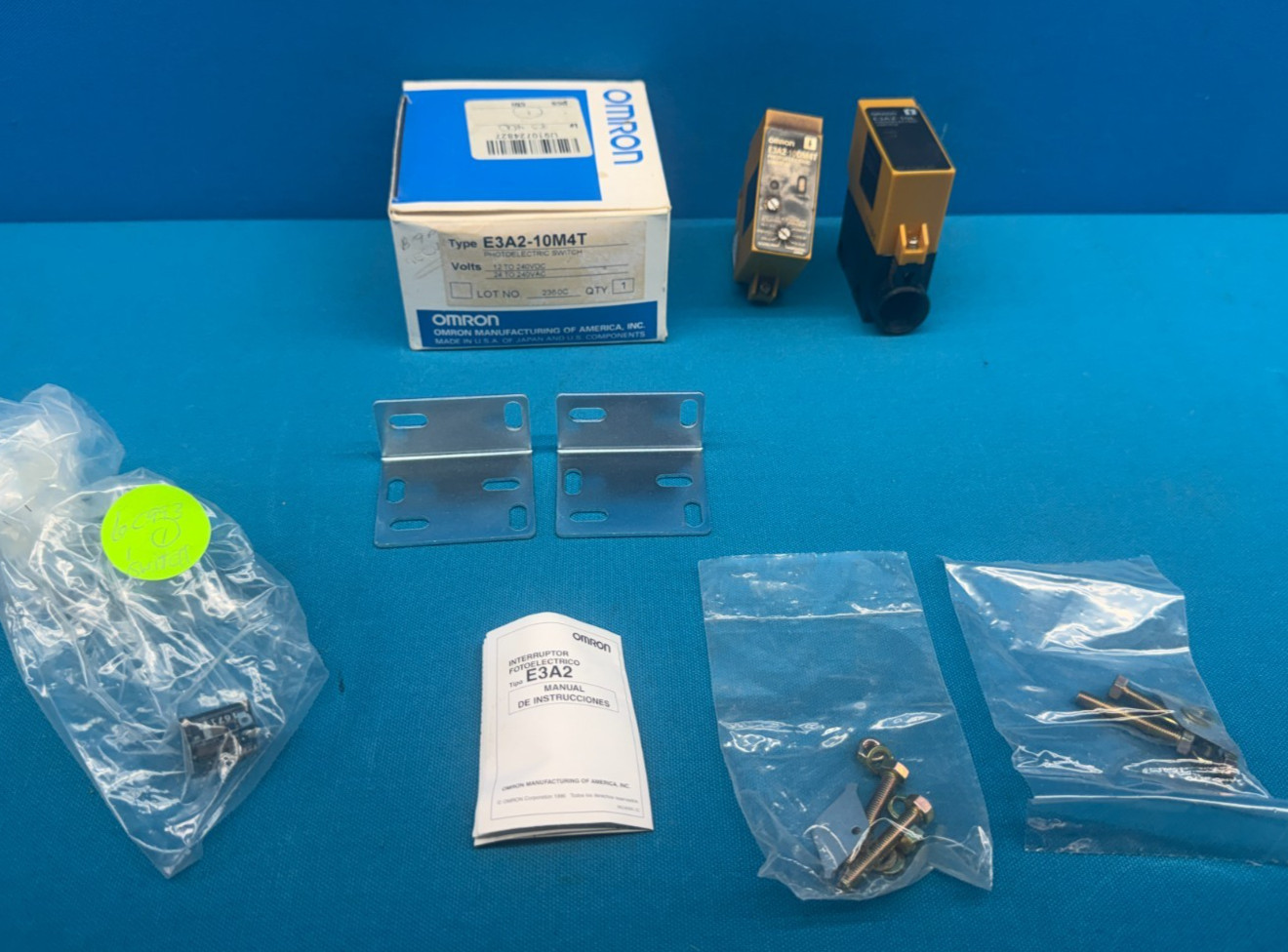 Omron E3A2-10M4T Replacement Photoelectric Switch Sensor